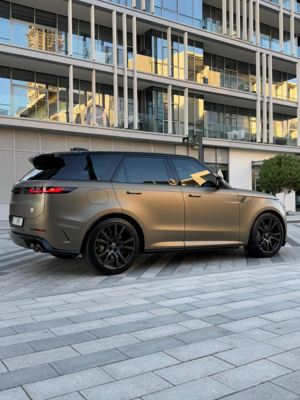 Range Rover Sport SV
