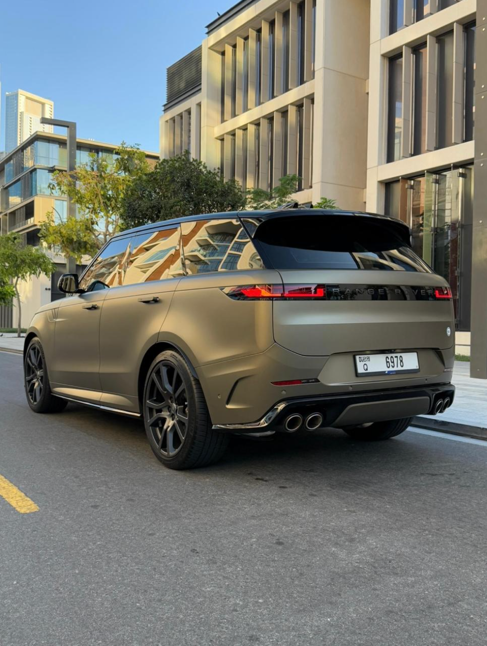 Range Rover Sport SV