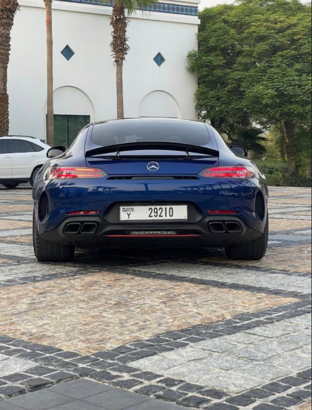 Mercedes GTS